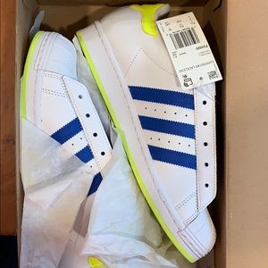 Adidas superstar laceless sneakers